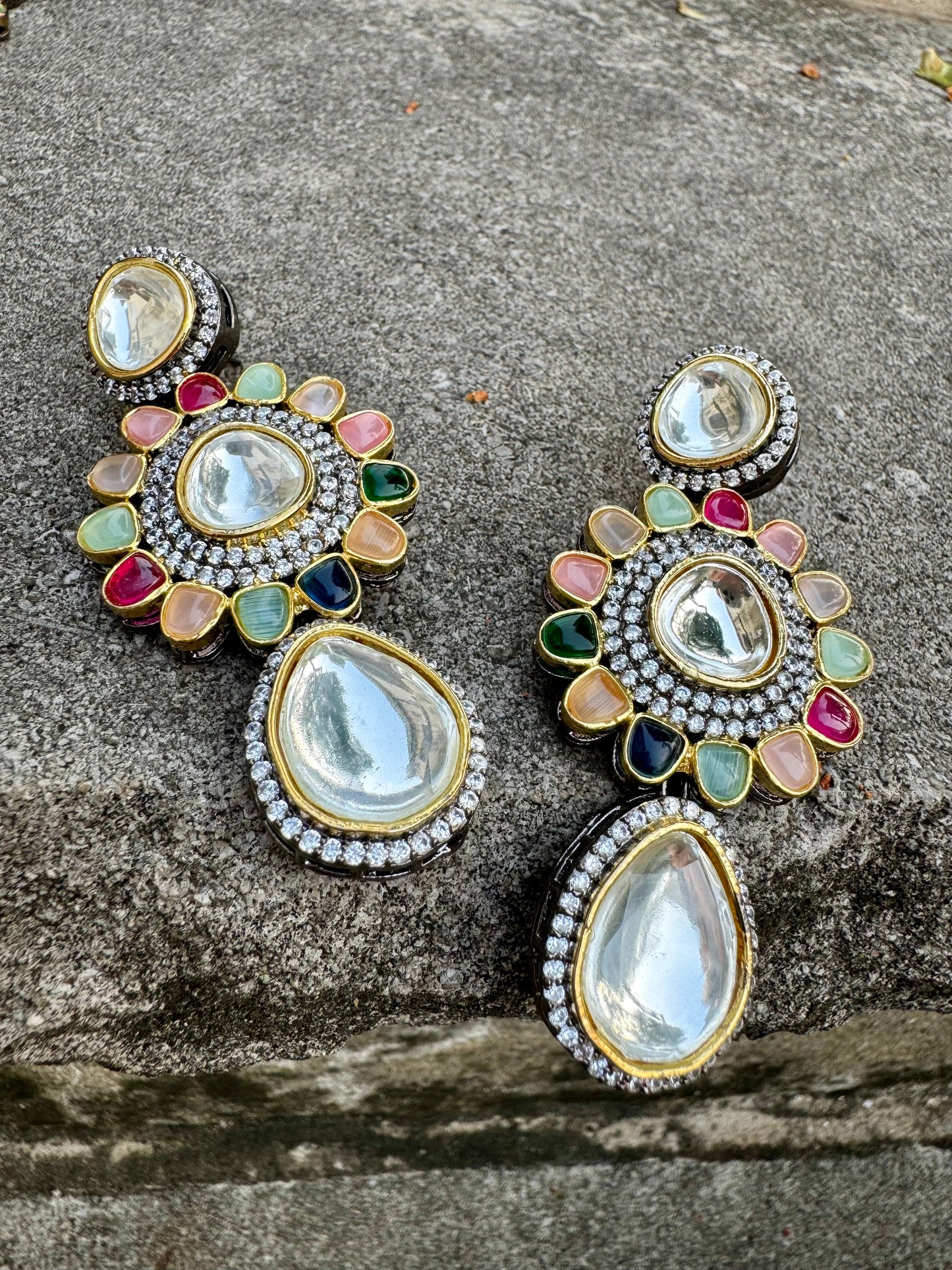 RESHMA POLKI NAVRATAN VICTORIAN NECKLACE SET