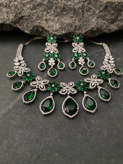 ANNA EMERALD GREEN CZ NECKLACE SET