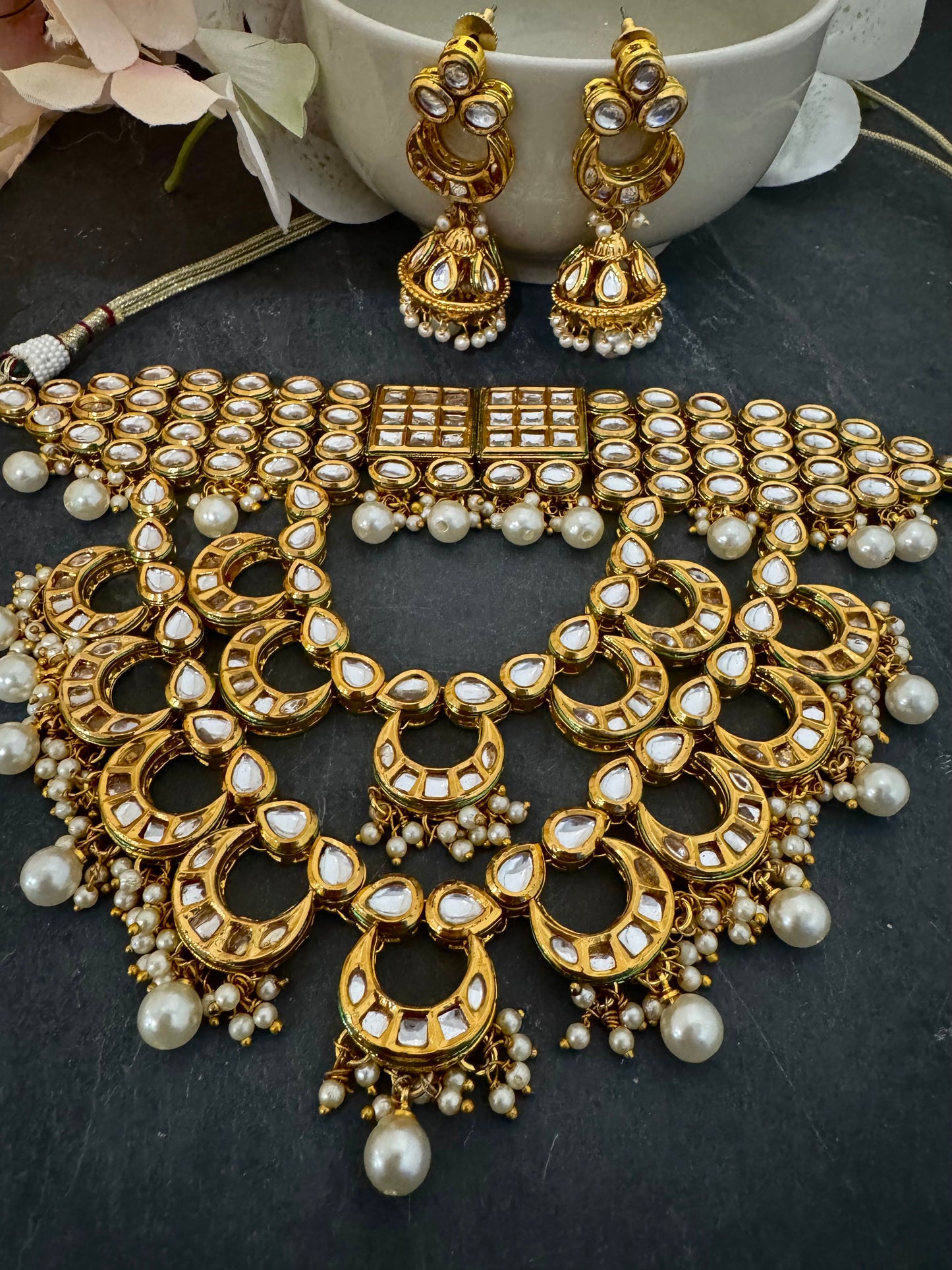 DEVI GOLD KUNDAN CHOKER SET