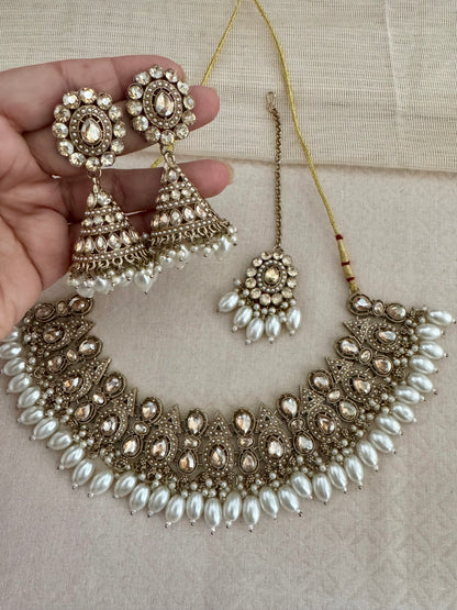 GINA GEOMETRIC NECKLACE SET