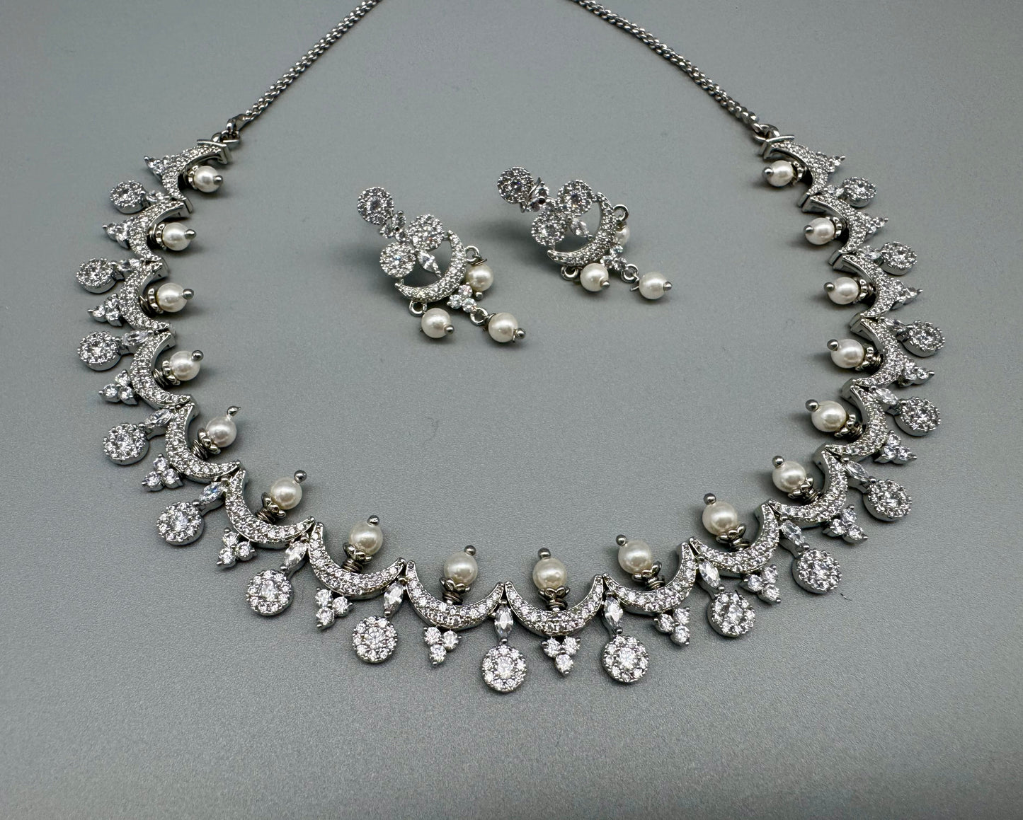 DIVA CZ SILVER NECKLACE SET