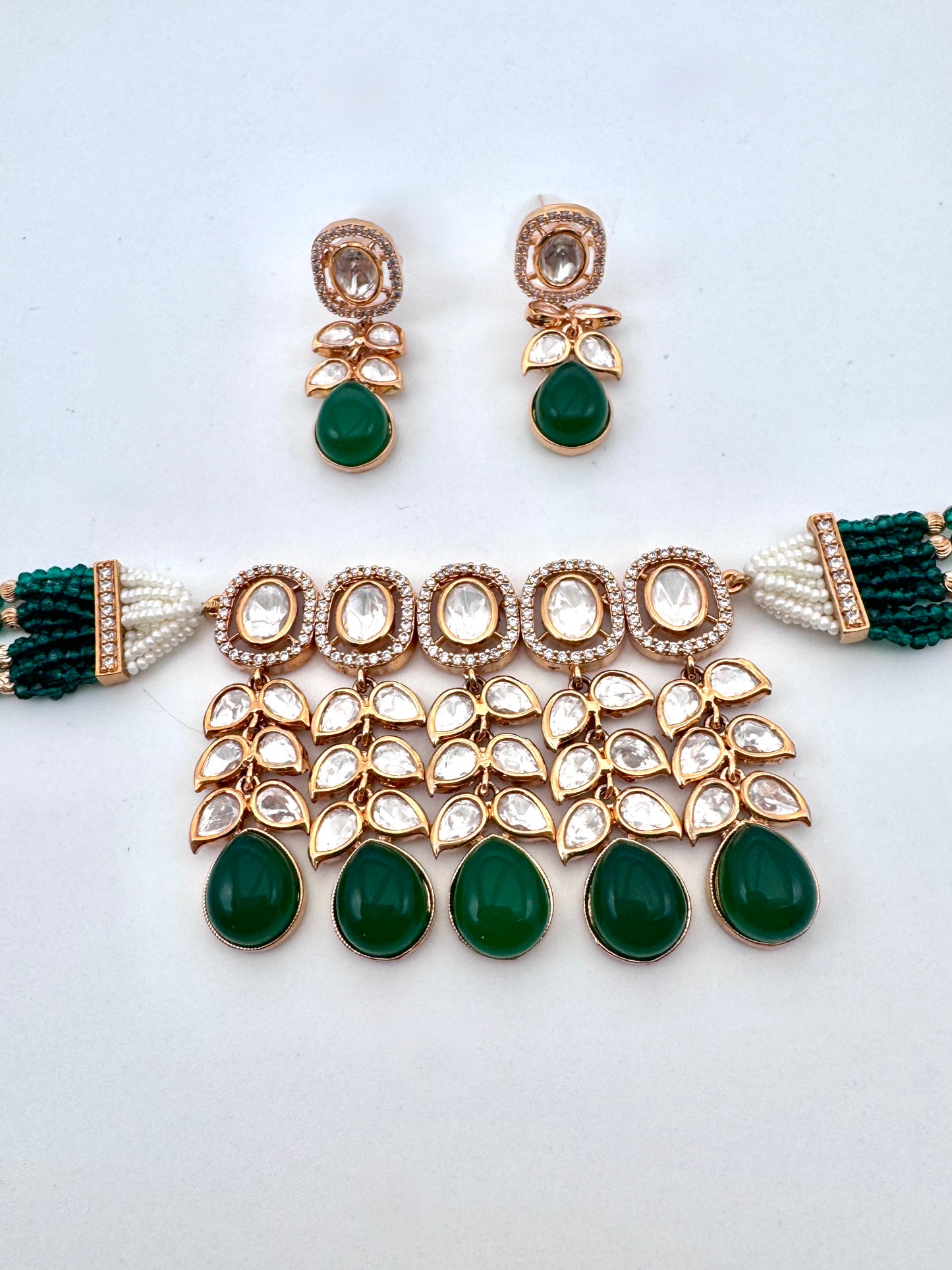 Amrita Kundan Emerald Choker Necklace Set