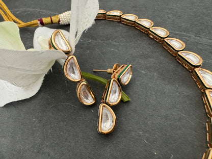 LARA KUNDAN STRING NECKLACE SET