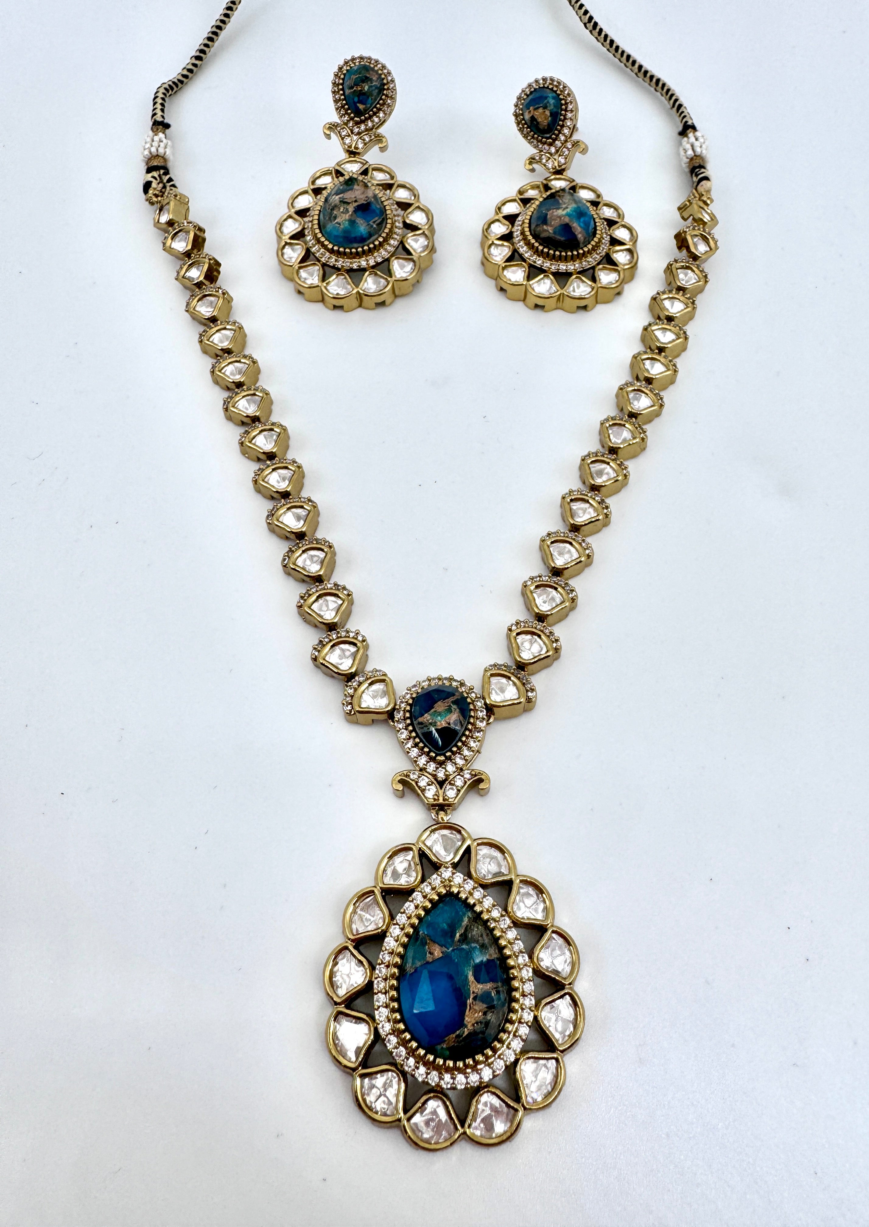 Devika Blue Agate Pendant Necklace Set – Tinted Teal