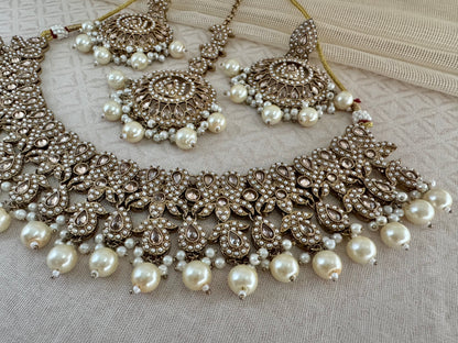 RIYA PEARL NECKLACE SET