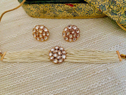AAMEYA POLKI PEARL CHOKER SET