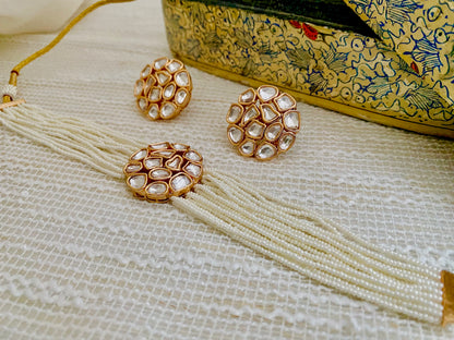AAMEYA POLKI PEARL CHOKER SET