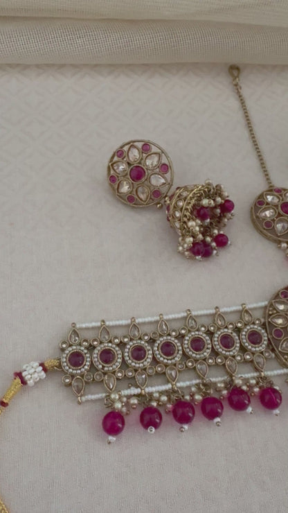 INAYA RUBY RED CHOKER SET